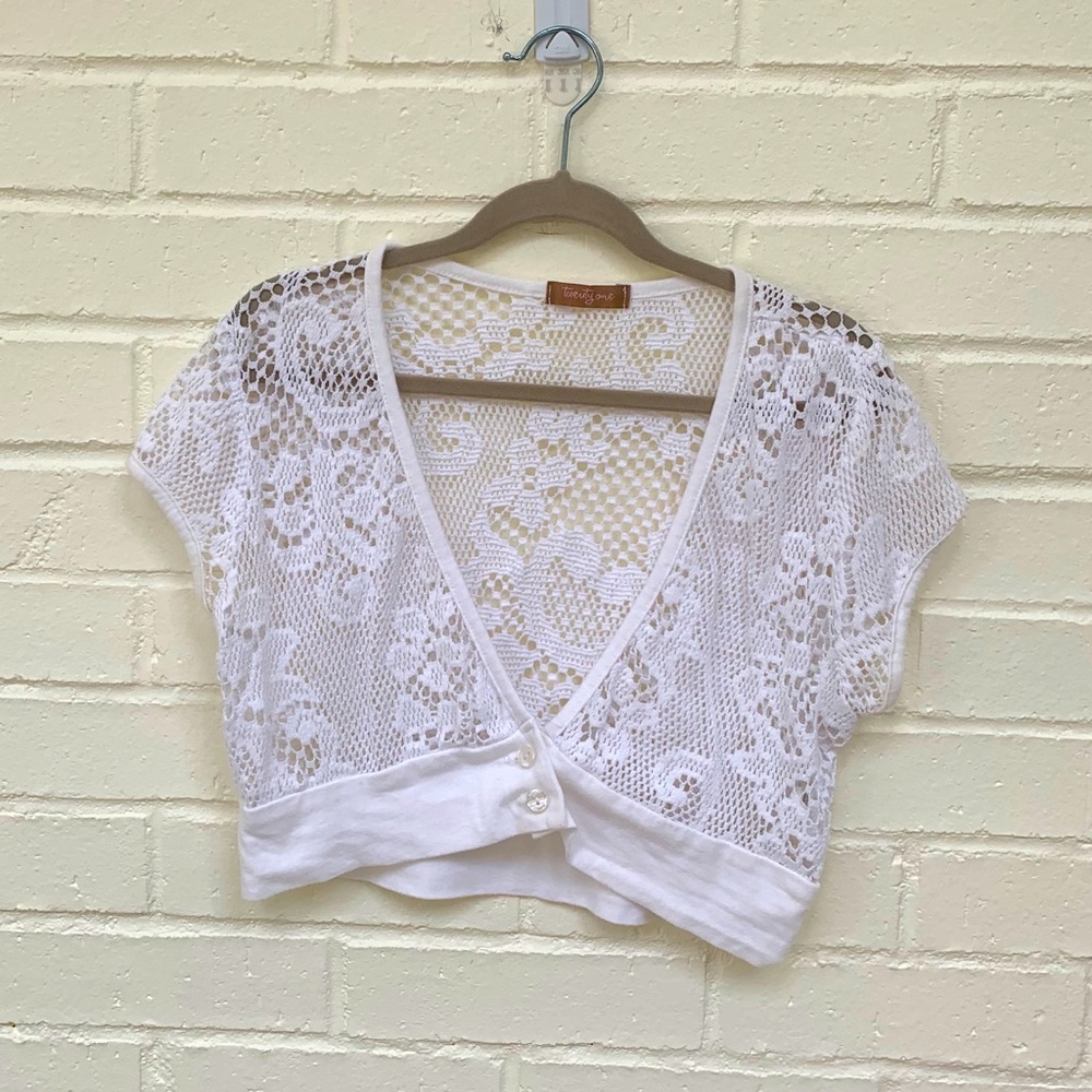 Forever 21 Kids Floral Lace Mini Button Crop Vest